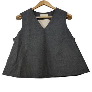 RUBAN Women's‎ 100% Wool Sleeveless V-Neck Sweater Top Size S Older Money